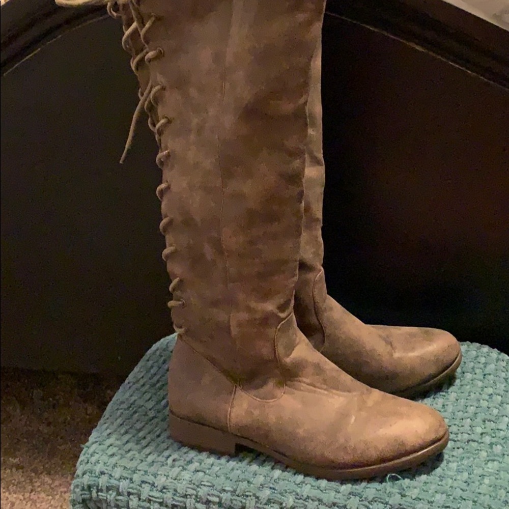 Size 9 Baxboo brown boots